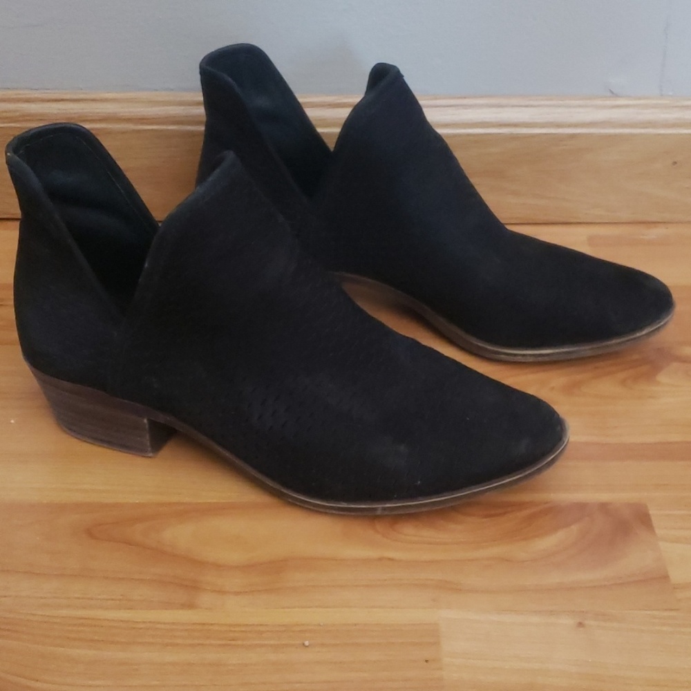 Lucky Bashina booties